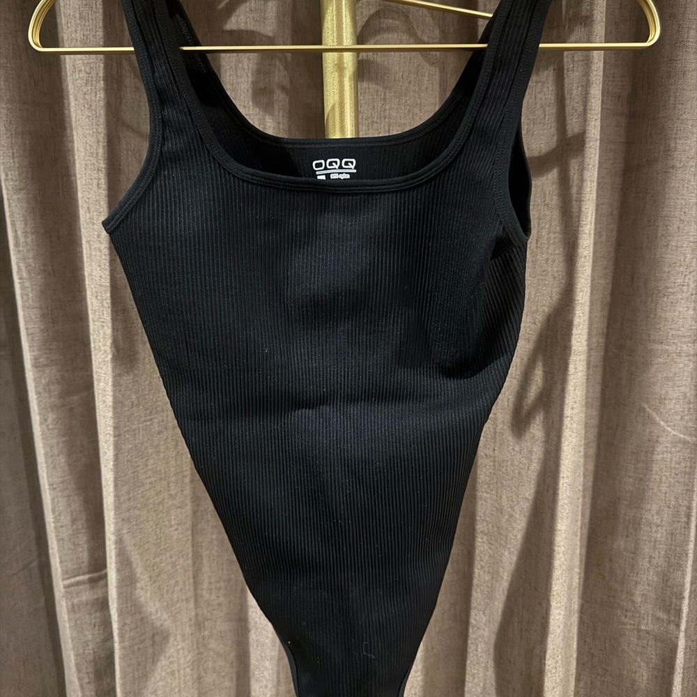 OQQ Black Ribbed Tank Bodysuit
